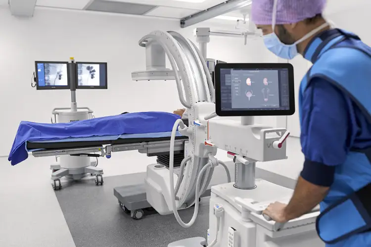 Why You Should Buy Your Next C-Arm from Quest Imaging Solutions Instead of the Competition